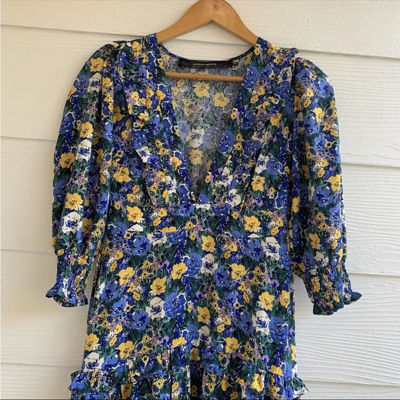 Code x Mode Maxi Blue Floral Dress size XS Puff Sleeves Elastic Waist V-neck - Picture 3 of 12